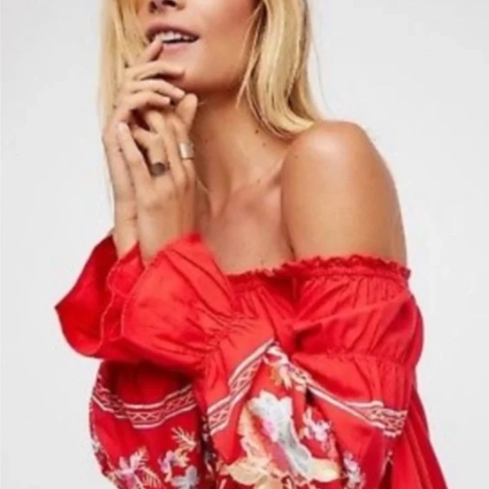 Free People Off shoulder Embroidered Dress Tunic Top Red Floral Size: Small - Picture 3 of 7